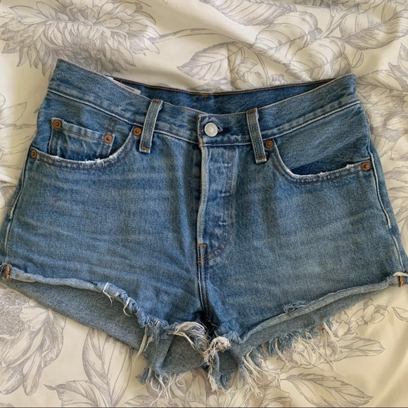 Levi’s 501 high rise shorts - Picture 2 of 6